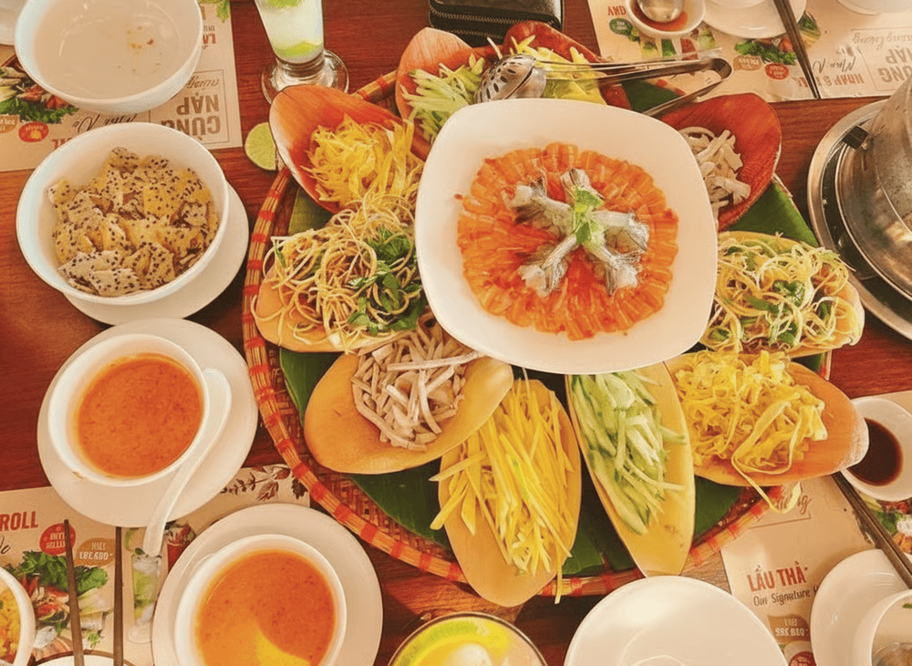 Các món ăn kèm lẩu thả Phan Thiết